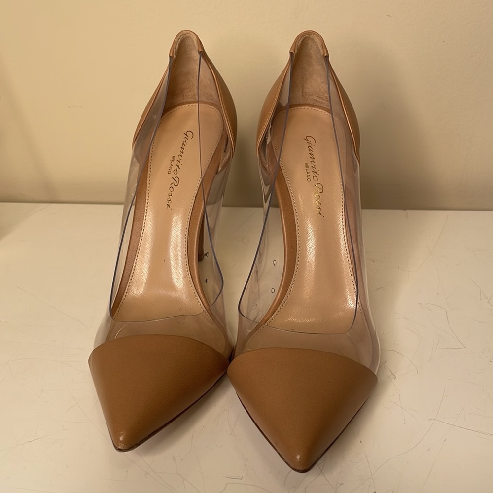 Gianvito Rossi Tan and Clear Pointed Toe Heels Sz 38